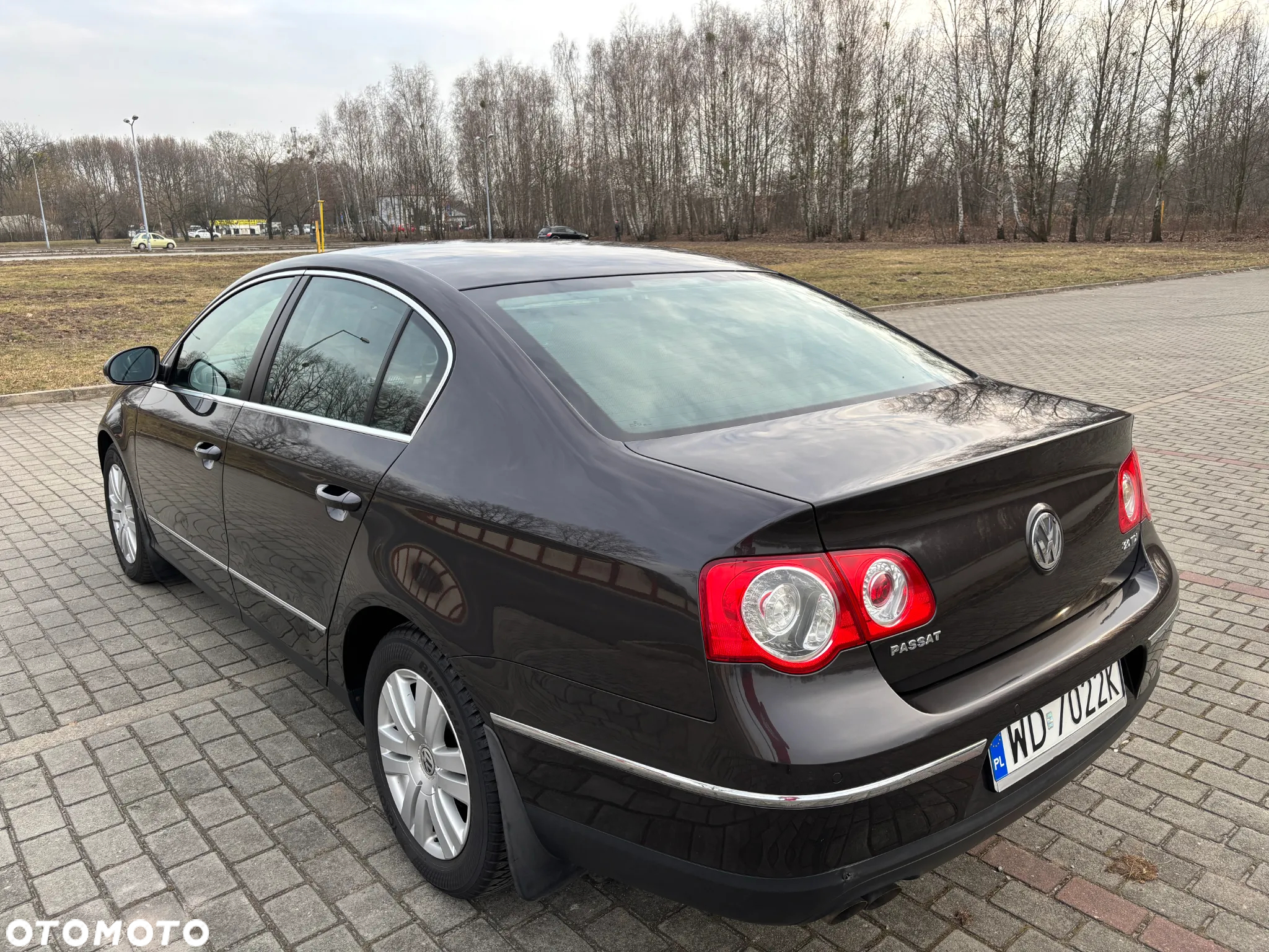 Volkswagen Passat 2.0 TDI DPF Highline DSG - 17