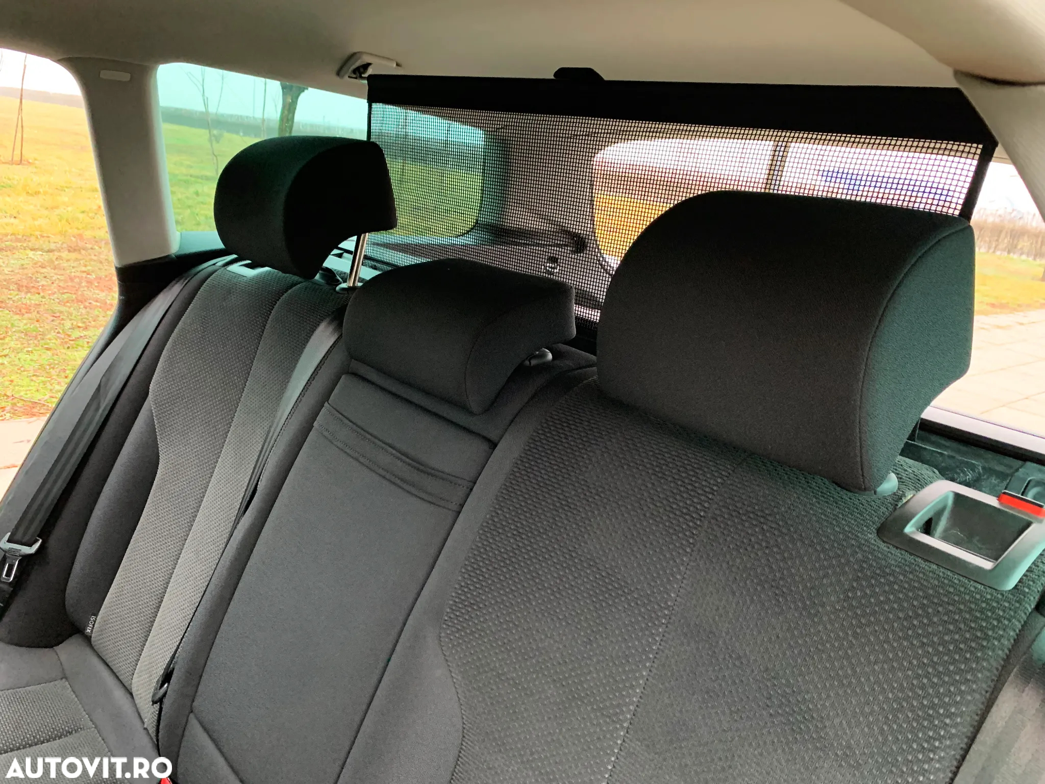 Volkswagen Passat 2.0 TDI Comfortline - 14