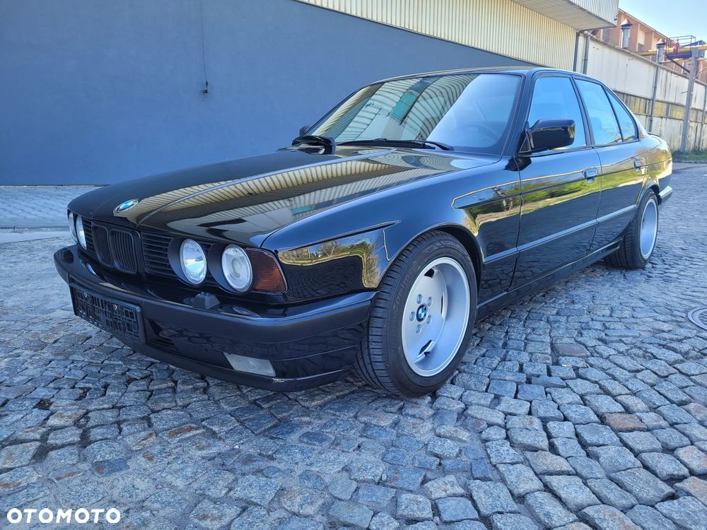 BMW Seria 5 - 1