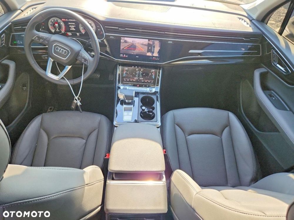 Audi Q7 - 7
