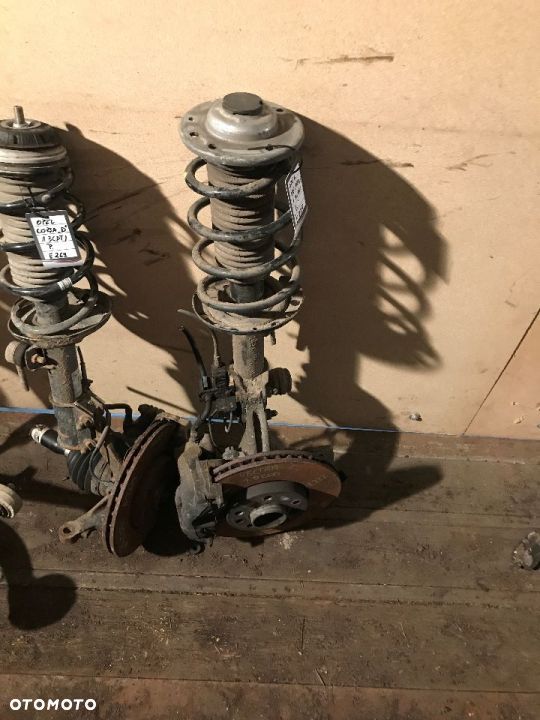 zwrotnica mcperson VECTRA C 1.9 CDTI LEWA - 2