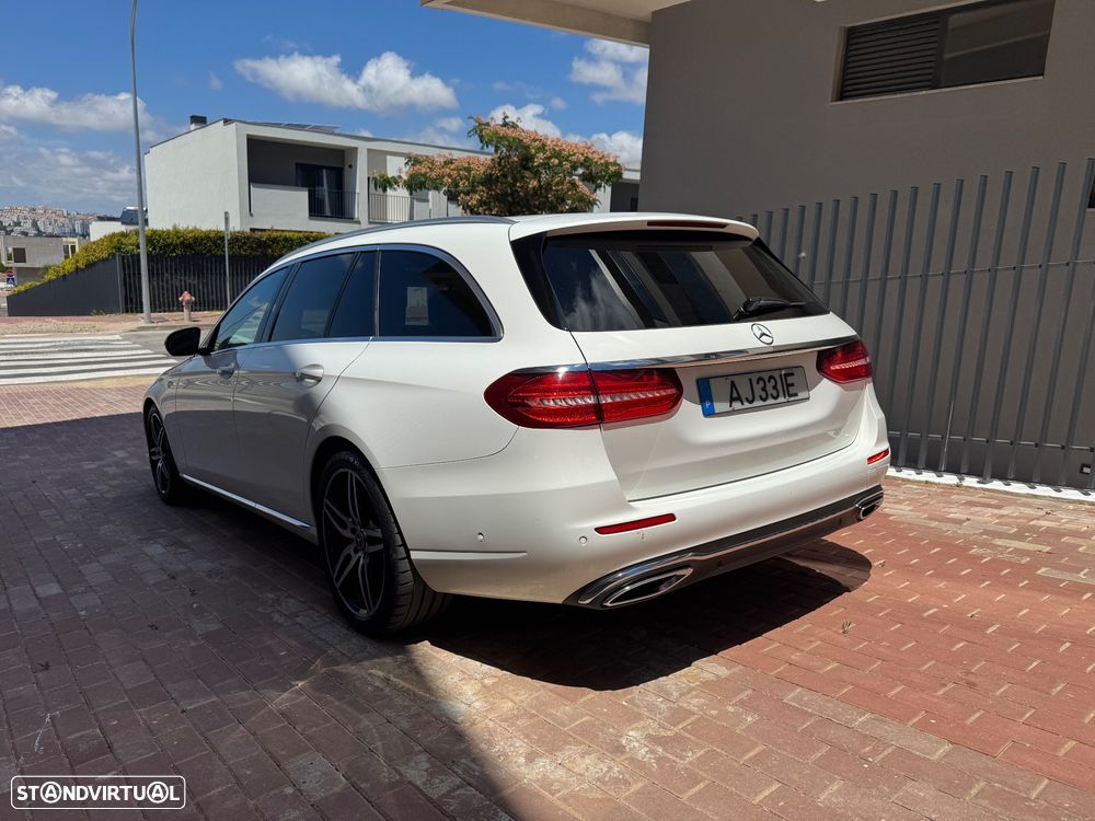 Mercedes-Benz E 220 d 9G-TRONIC Exclusive - 4
