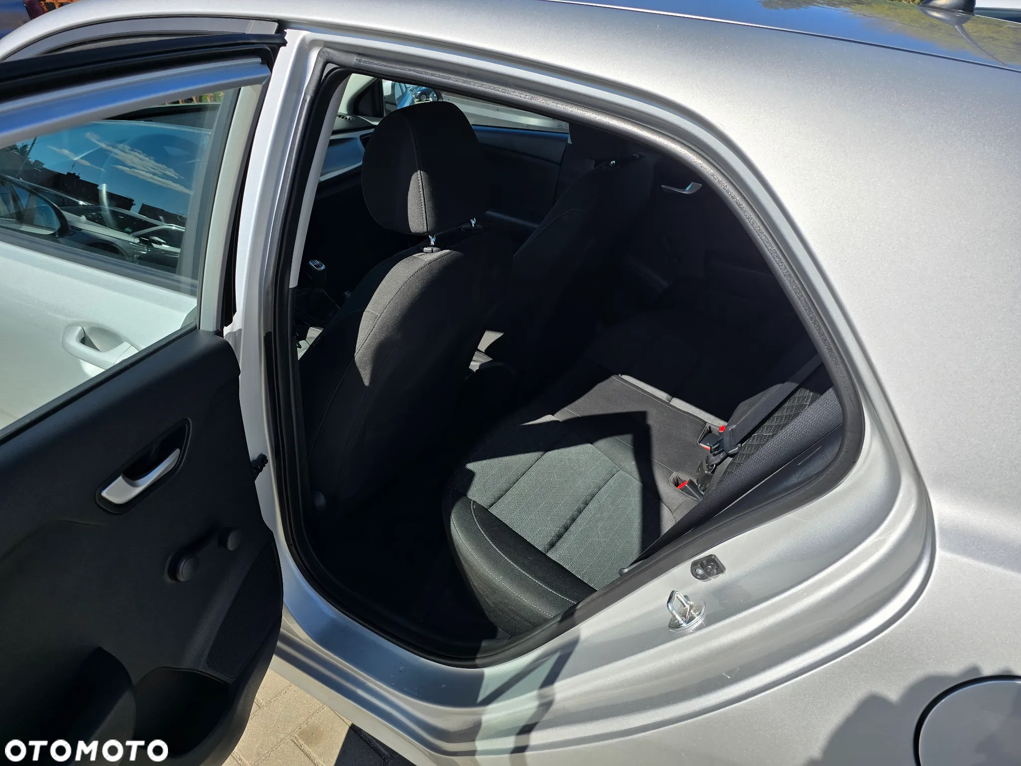 Kia Rio - 9