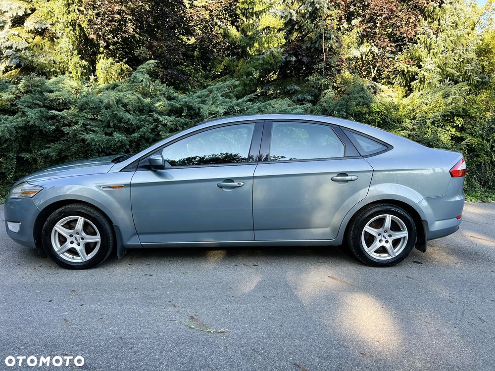 Ford Mondeo - 39