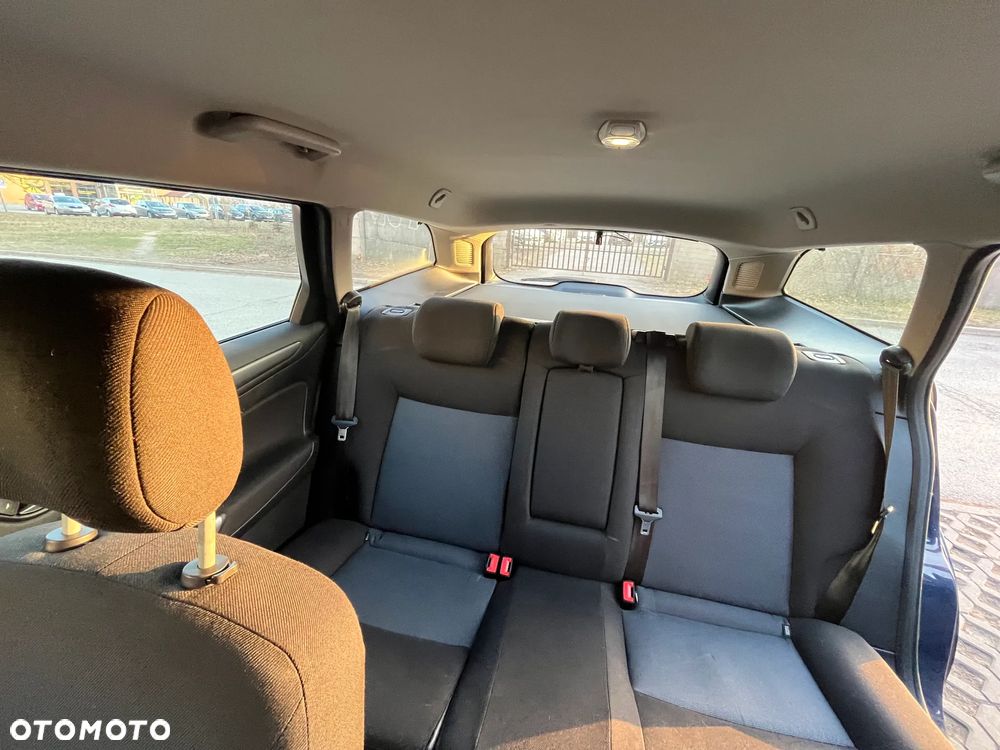 Ford Mondeo 2.0 TDCi Ambiente - 13