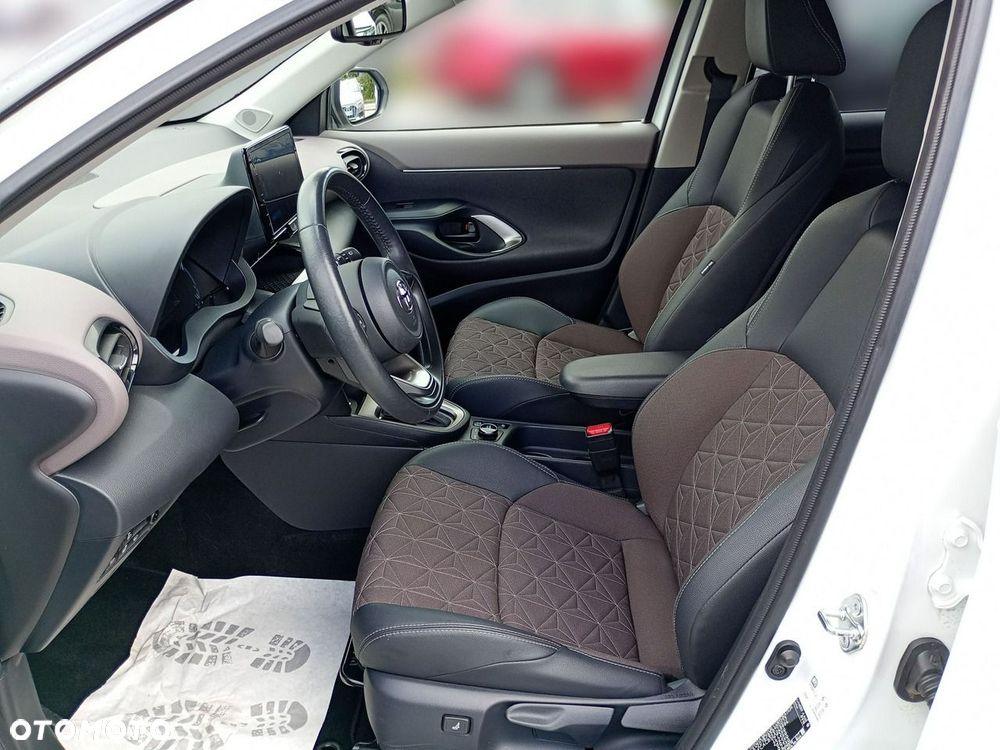 Toyota Yaris Cross - 20
