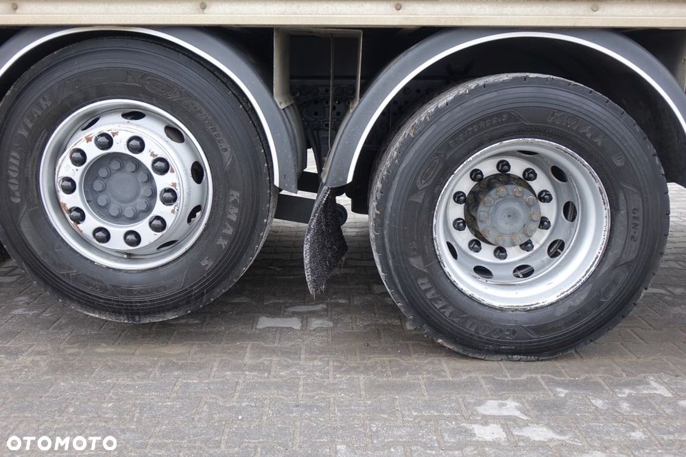 Mercedes-Benz ANTOS / 320 KM / 6x2 / FURGON / KONTENER / AUTOMAT / EURO 6 / OŚ PODNOSZONA - SKRĘTNA /  WINDA ZAŁADUNKOWA / - 13