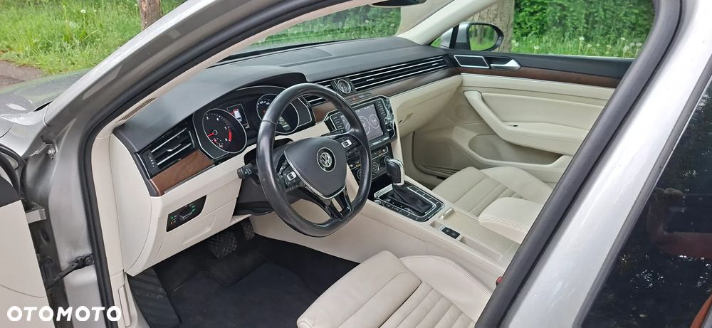 Volkswagen Passat 2.0 TDI BMT Highline DSG - 5