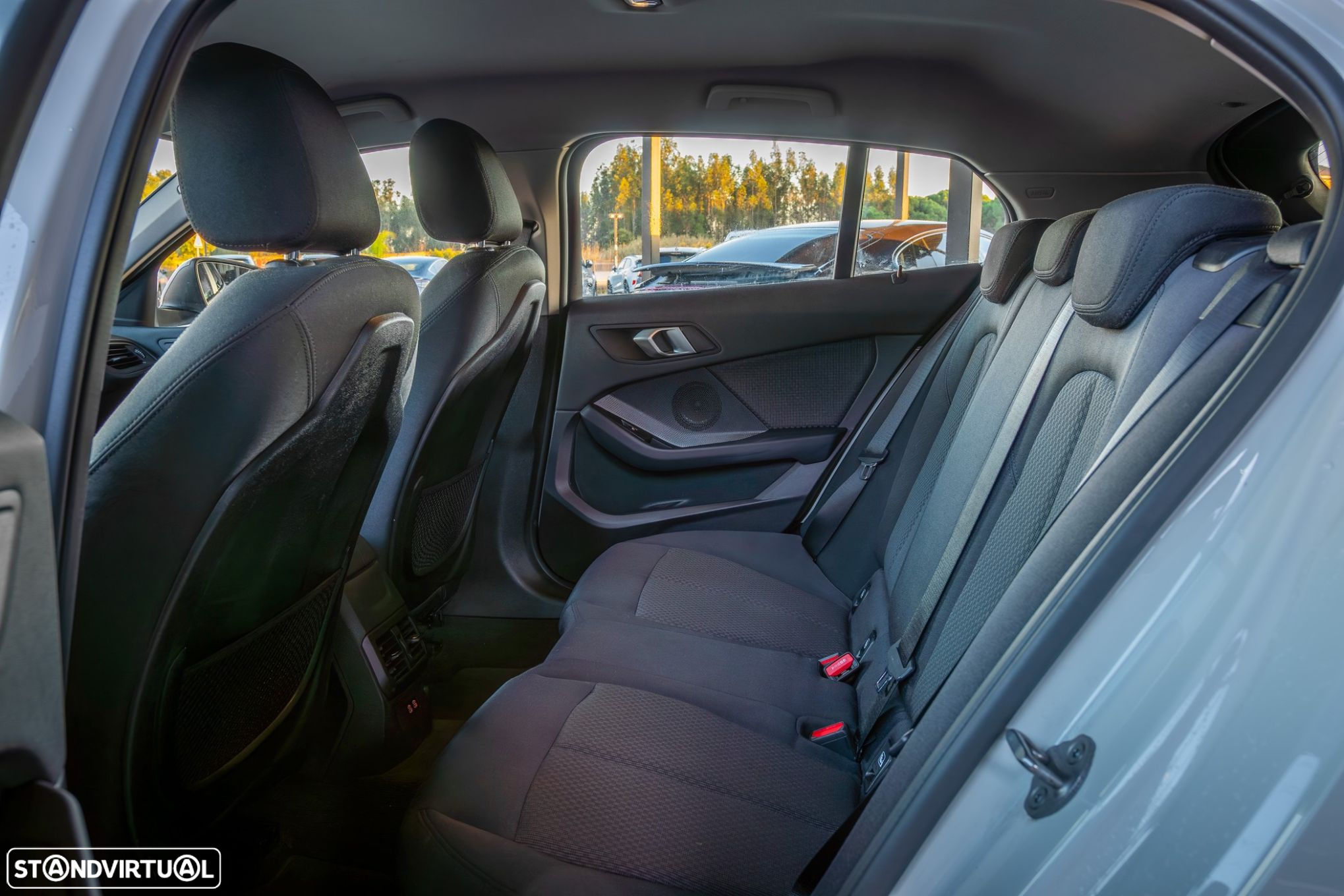 BMW 118 d Auto - 14