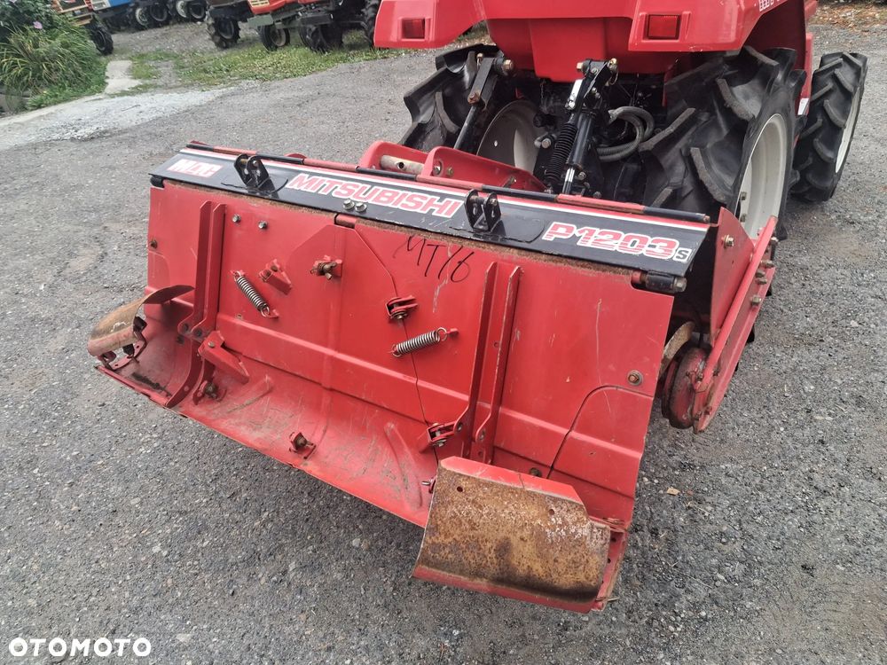 Mitsubishi Mt16 - 11