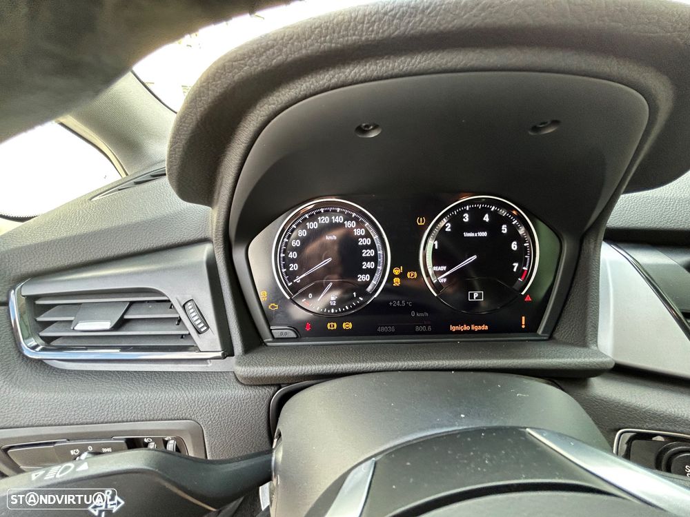 BMW 225xe Active Tourer - 27