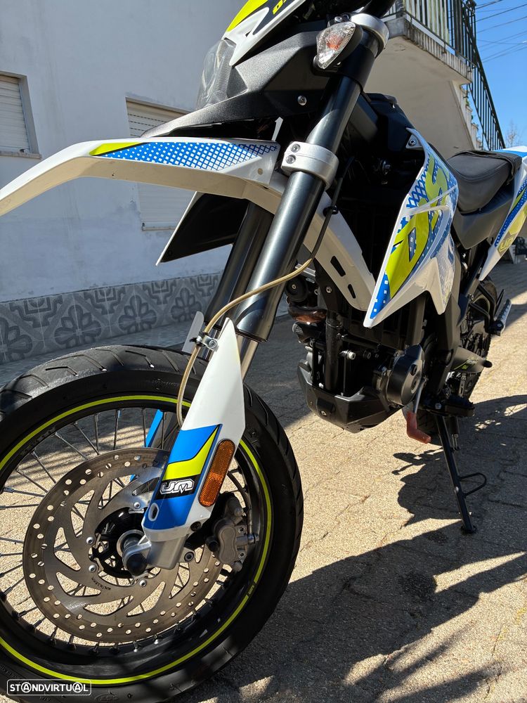 UM DSR SM Super Motard - 8