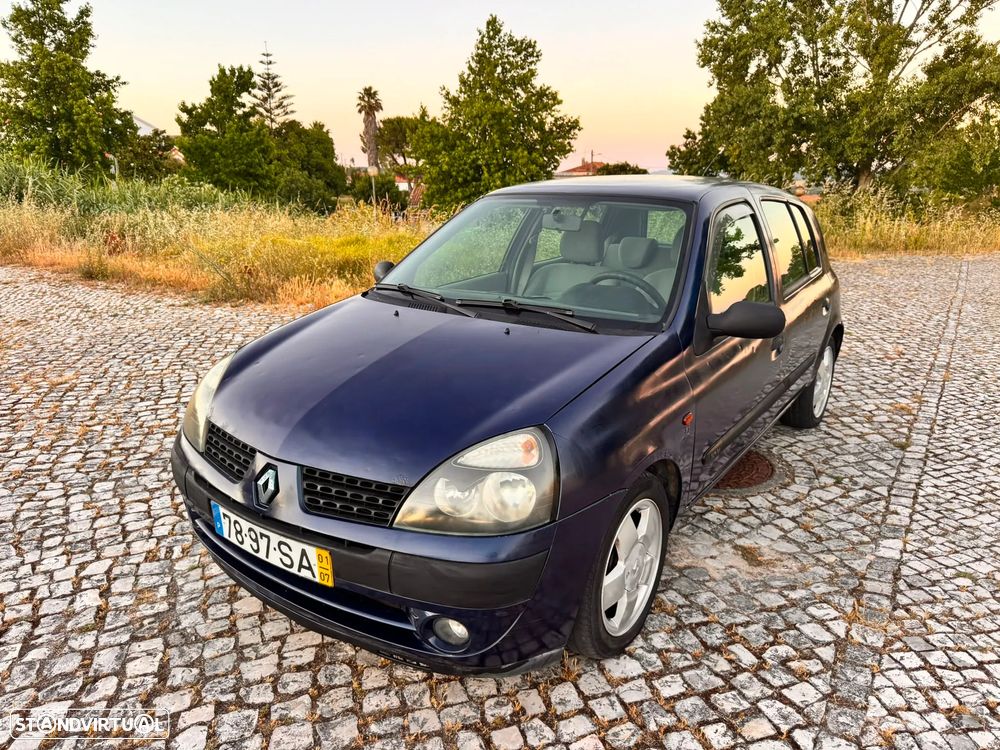 Renault Clio 1.2 16V Privilège - 1