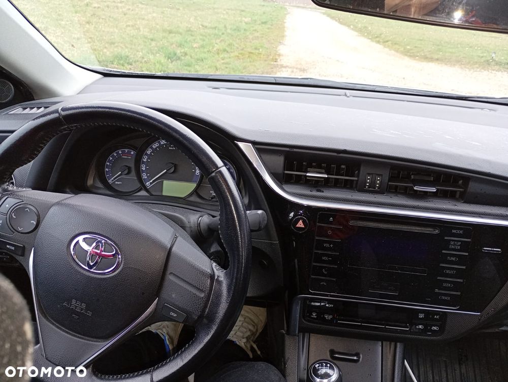 Toyota Auris 1.33 VVT-i Active - 5