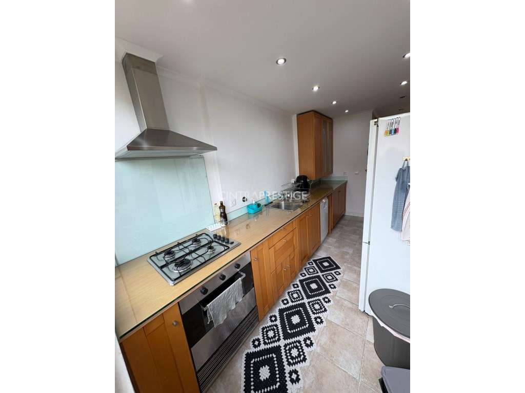 Apartamento T2 Remodelado com Varanda - Odivelas-Olival de Basto - Grande imagem: 3/19