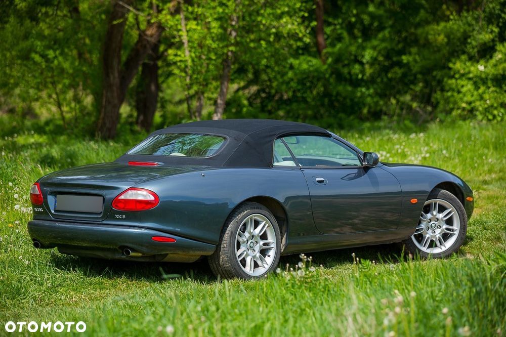 Jaguar XK8 - 3