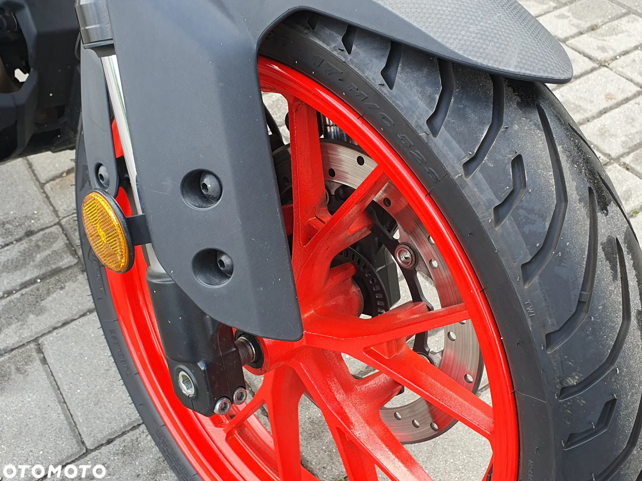 Yamaha MT - 8