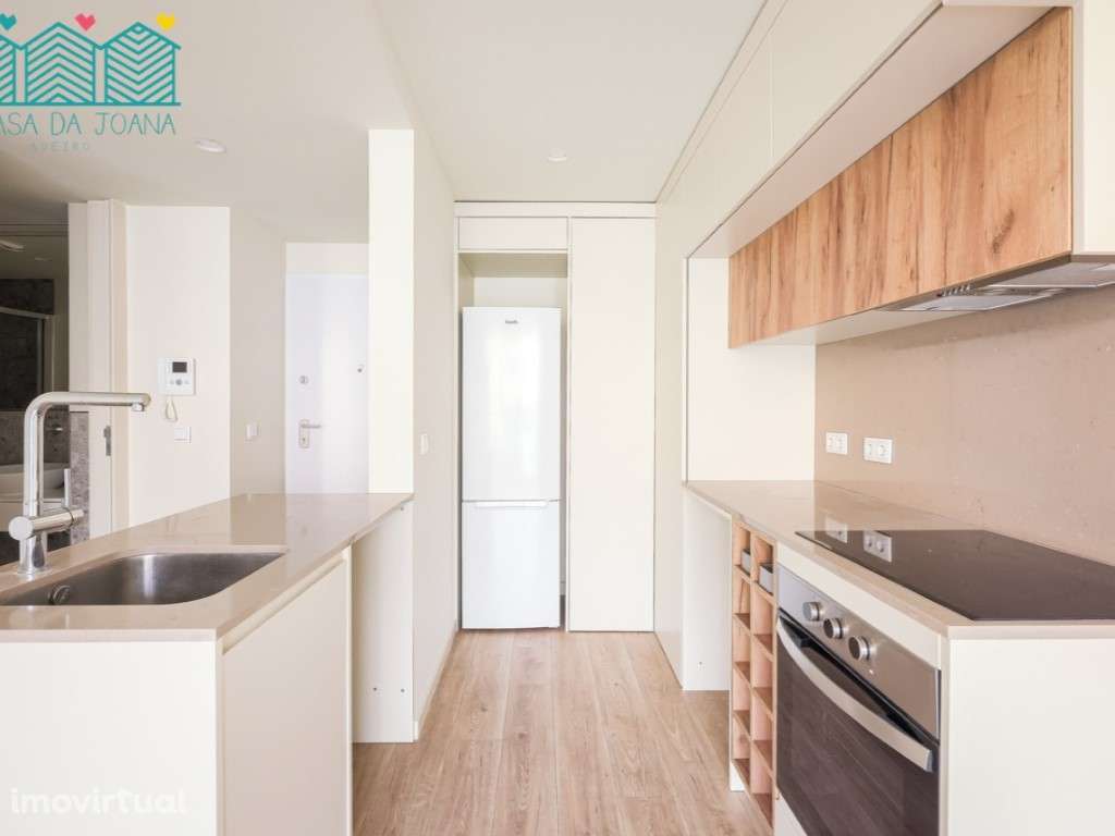 Apartamento T1 com Lugar de Garagem em São Bernardo - Grande imagem: 3/23