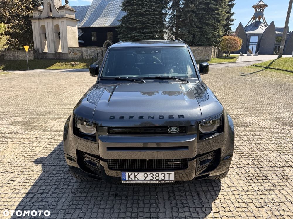 Land Rover Defender - 8
