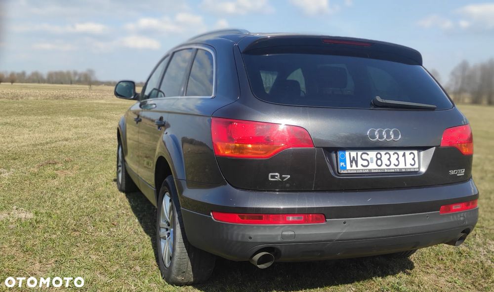 Audi Q7 ver-3-0-tdi-dpf-clean-diesel-quattro-tiptronic - 9