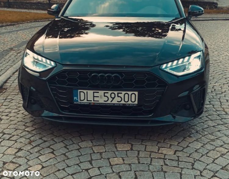 Audi A4 Limousine - 5