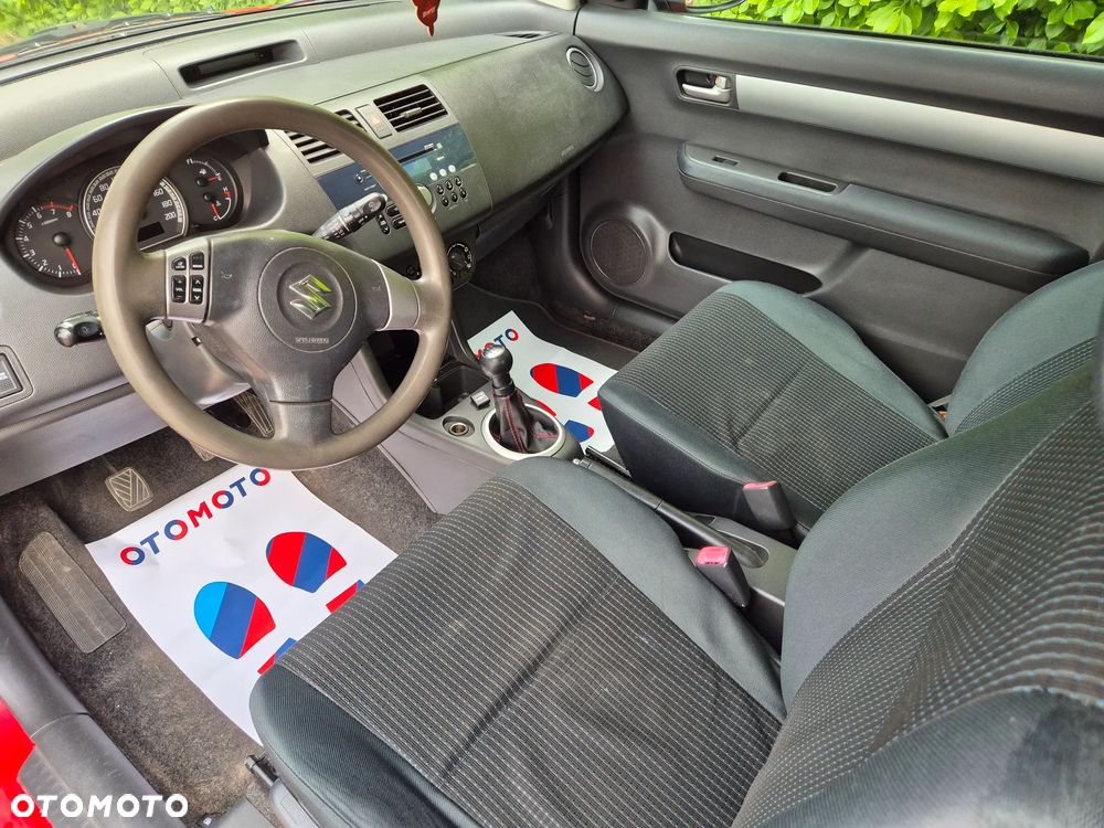 Suzuki Swift 1.3 Club - 10