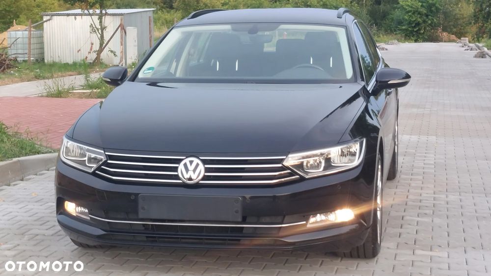 Volkswagen Passat - 11