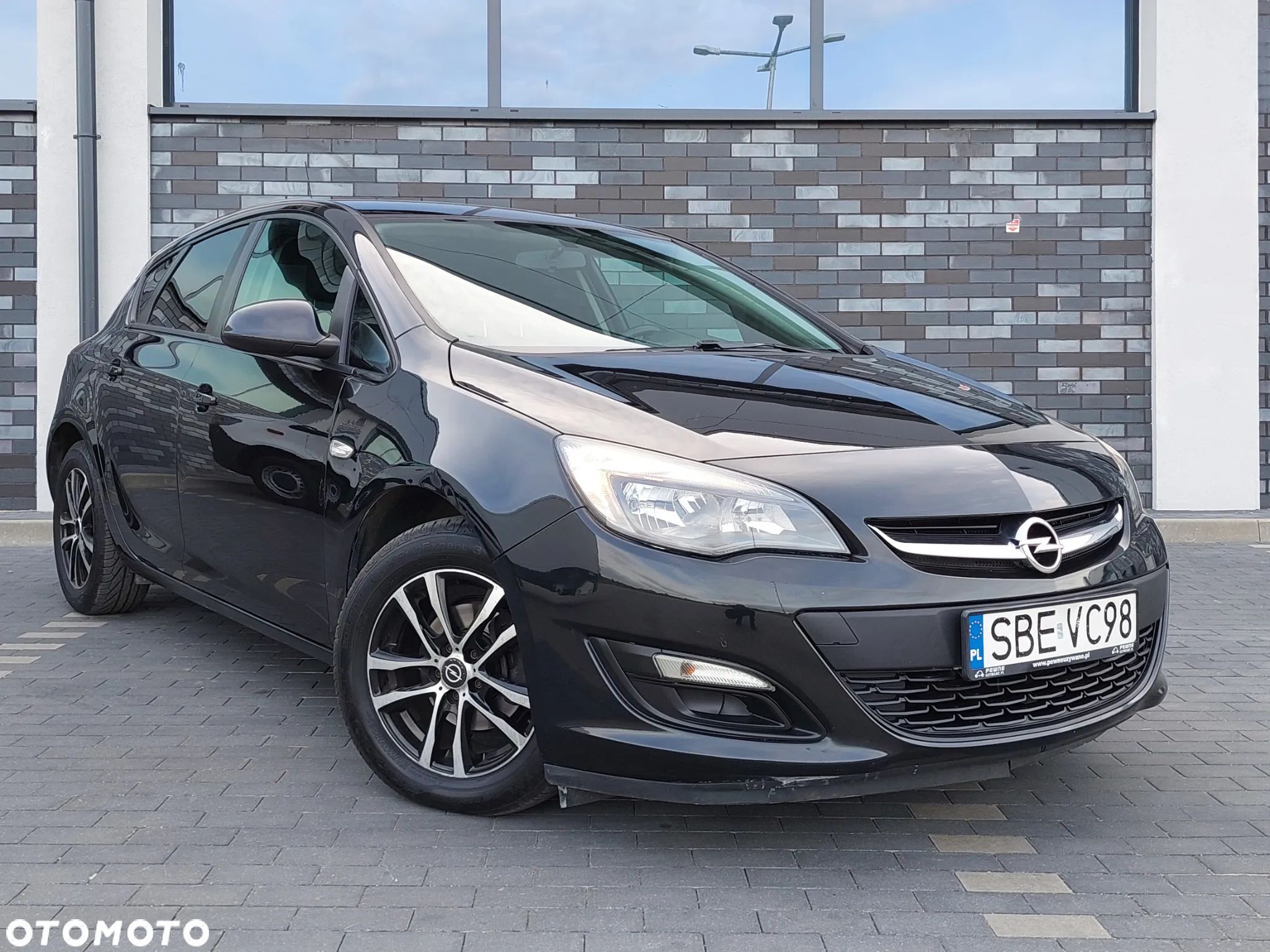 Opel Astra IV 1.6 Active - 1