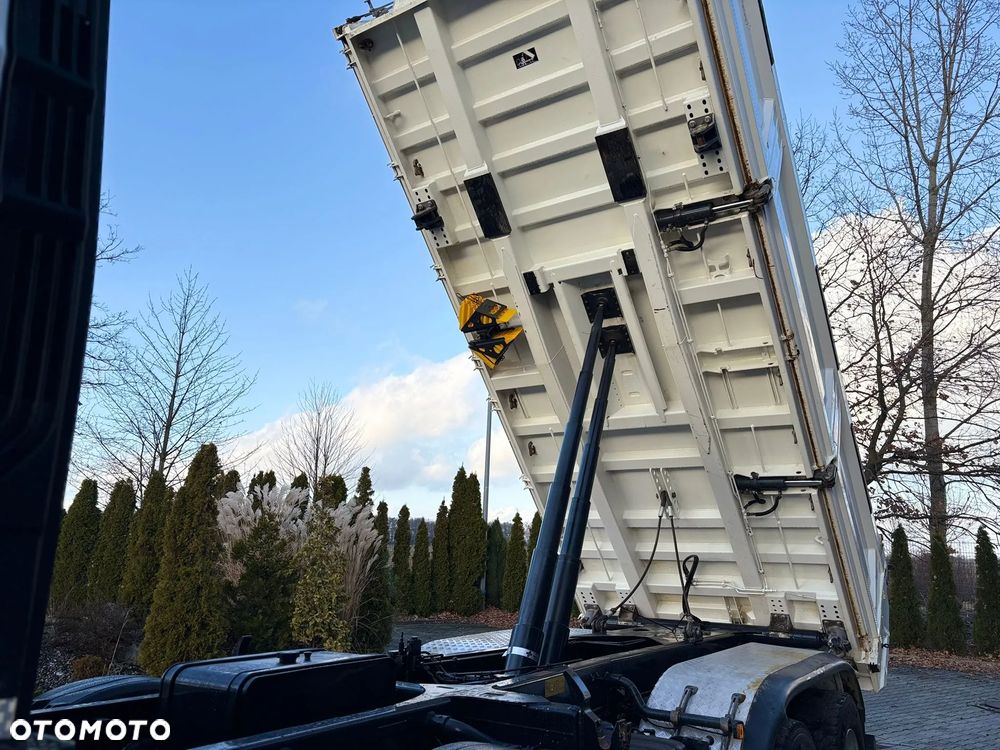 MAN TGS 35.470 8x4 BB EURO6 WYWROTKA TRÓJSTRONNA Z BORDMATIKIEM - 13