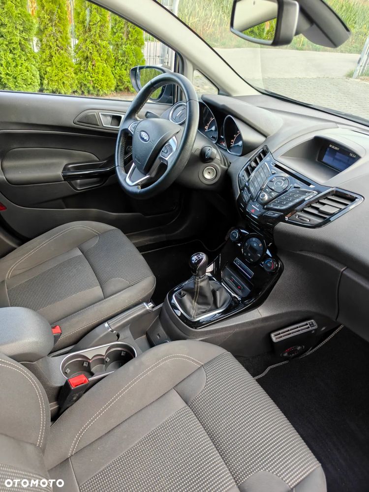 Ford Fiesta 1.0 Platinium X - 11
