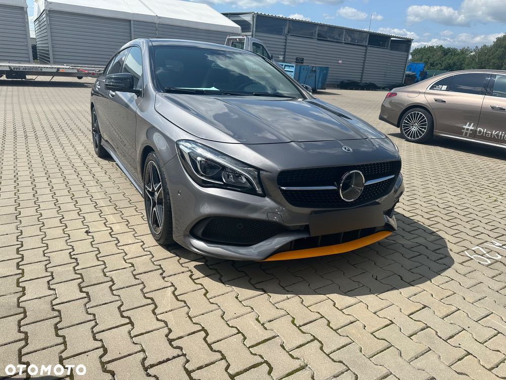 Mercedes-Benz CLA 180 d 7G-DCT AMG Line - 4