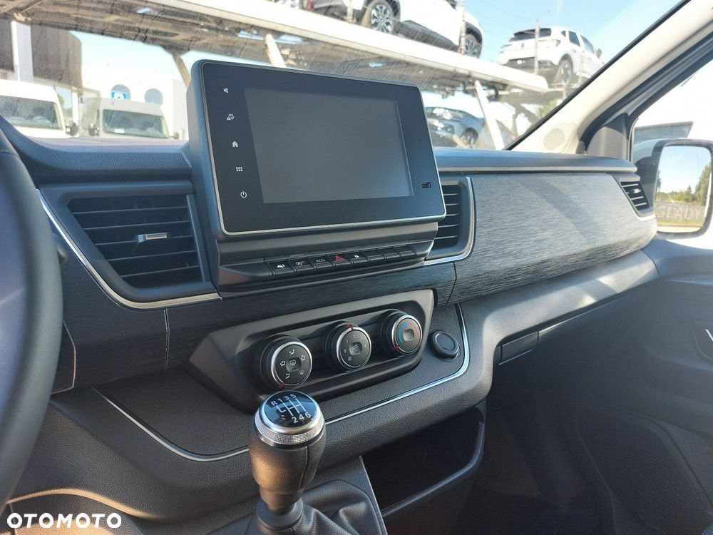 Renault Trafic - 2