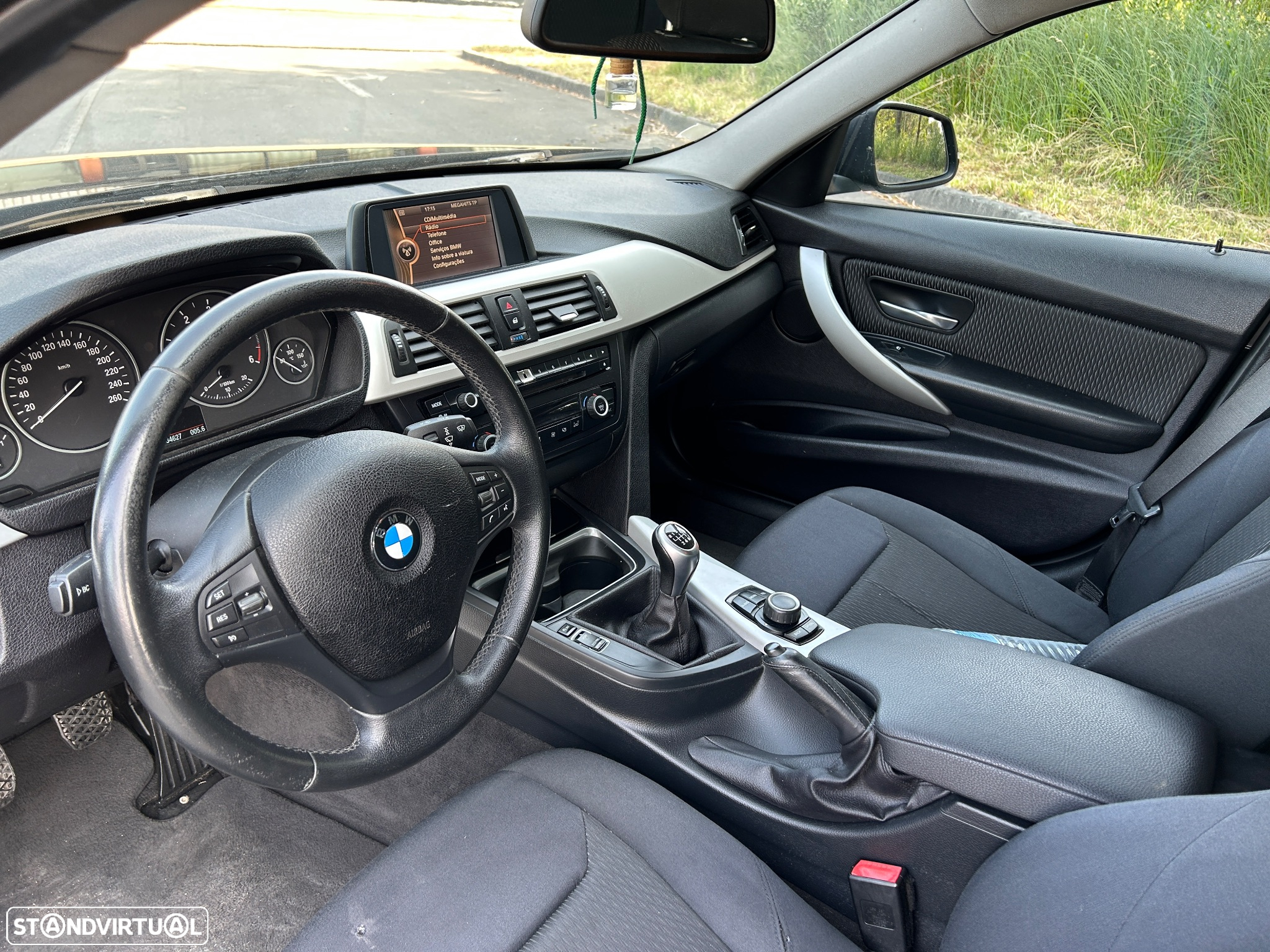 BMW 318 d Touring Pack M - 5