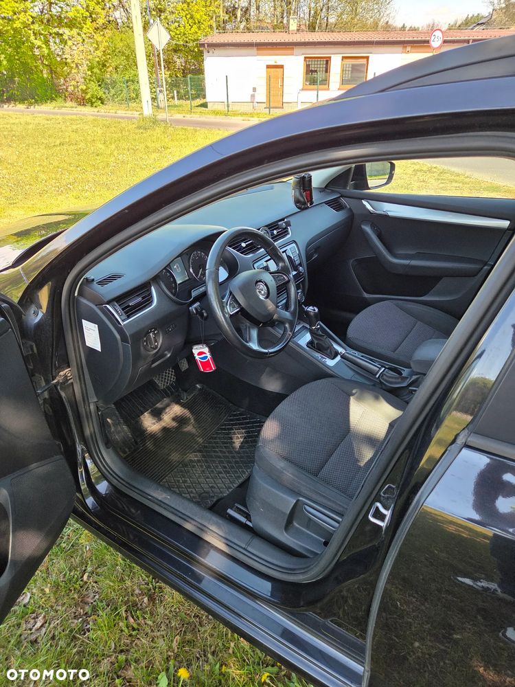 Skoda Octavia 1.6 TDI Ambition DSG - 9