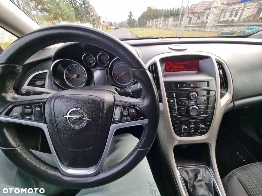 Opel Astra 1.4 T Enjoy S&S - 25