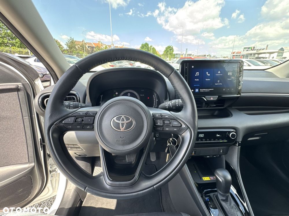 Toyota Yaris Hybrid 1.5 Style - 16