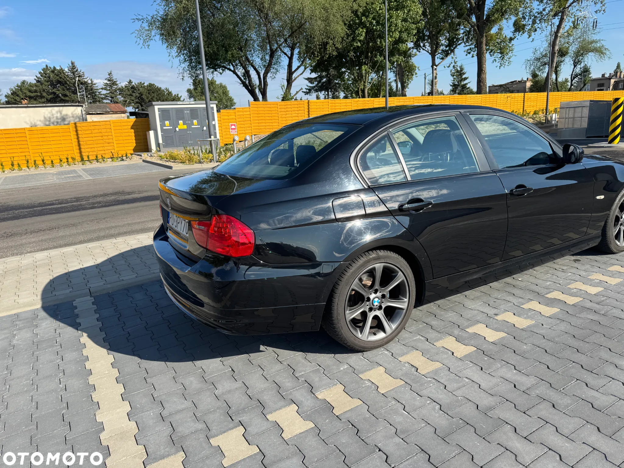 BMW Seria 3 316i - 17