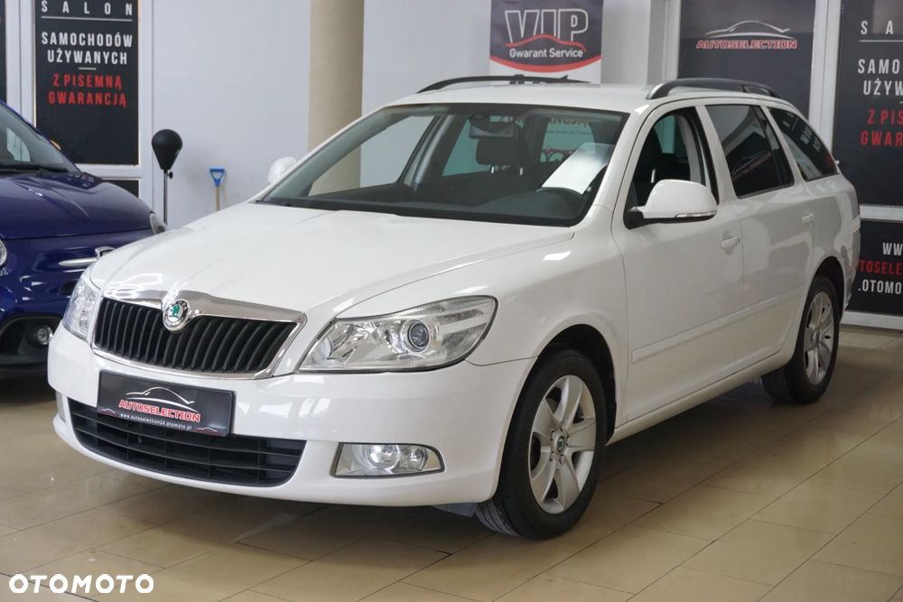Skoda Octavia 1.6 TDI DPF Ambiente - 3