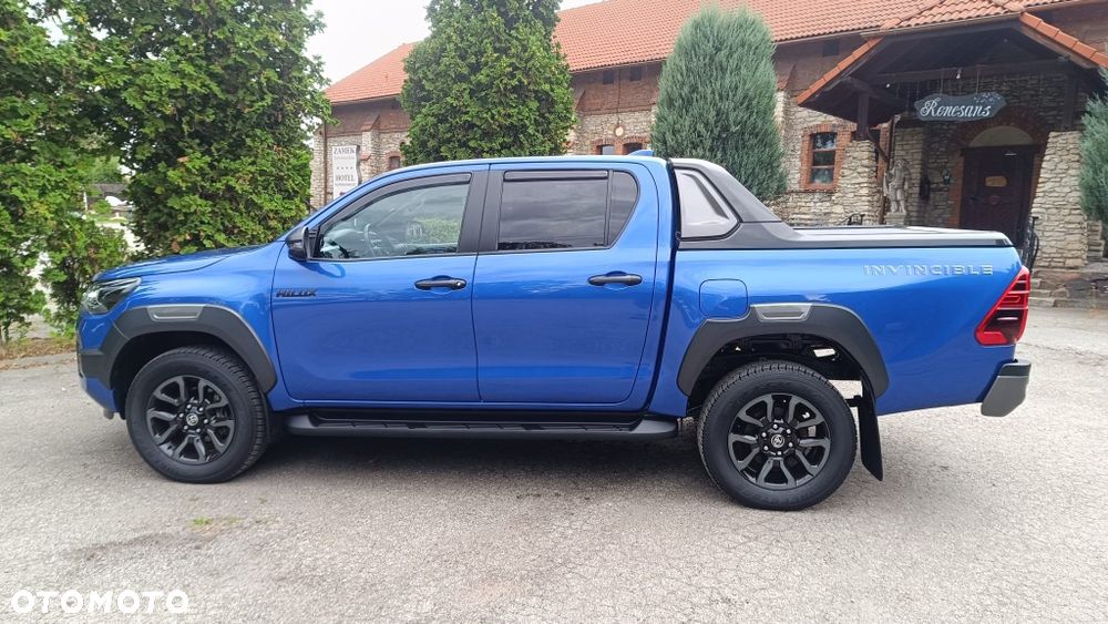 Toyota Hilux - 8