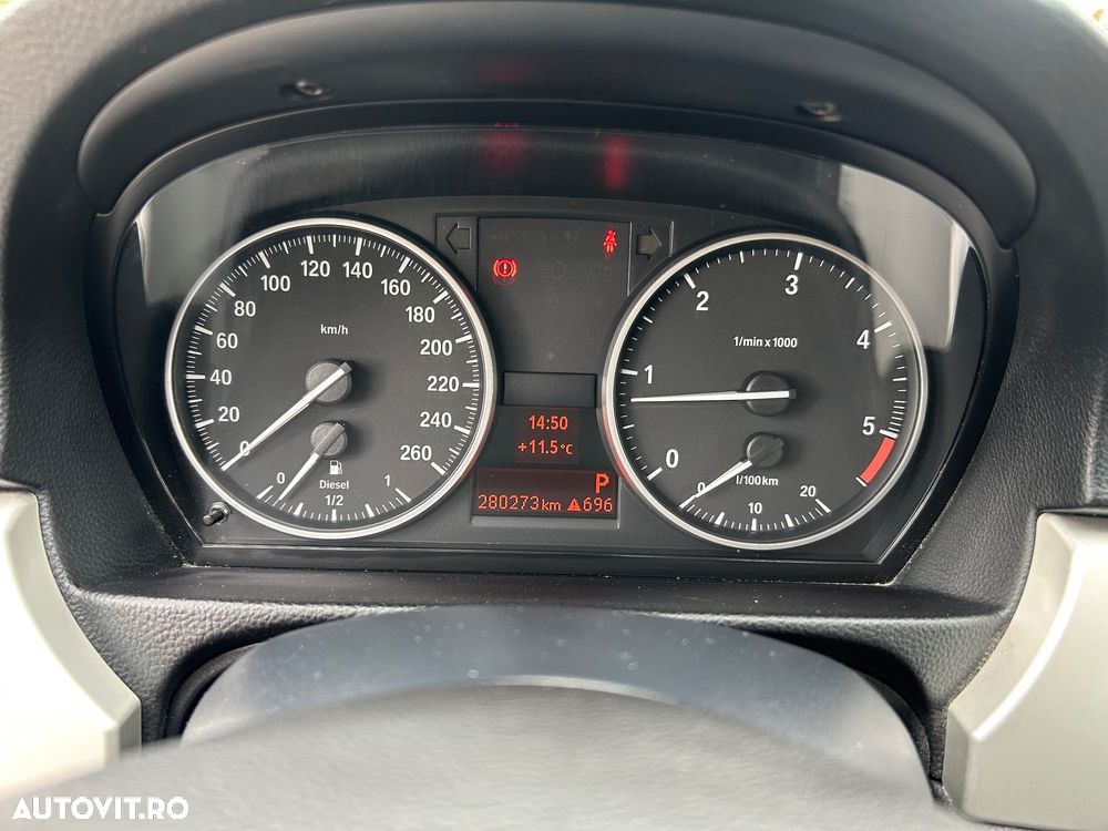 BMW Seria 3 318d DPF Aut. - 15