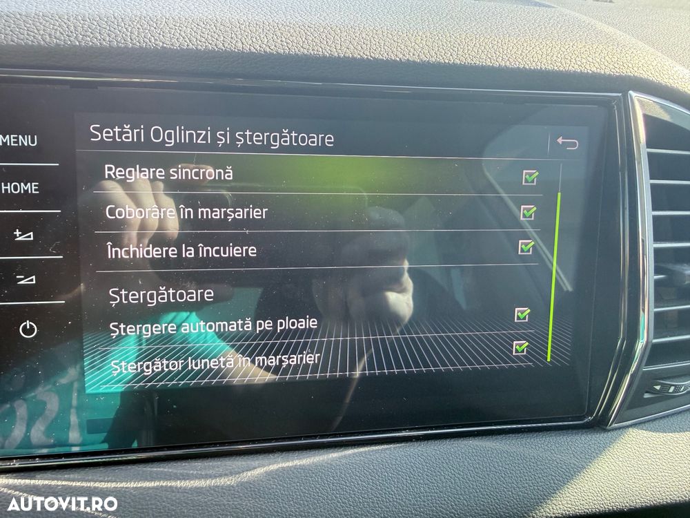 Skoda Karoq 2.0 TDI SCR 4x4 DSG Style - 28