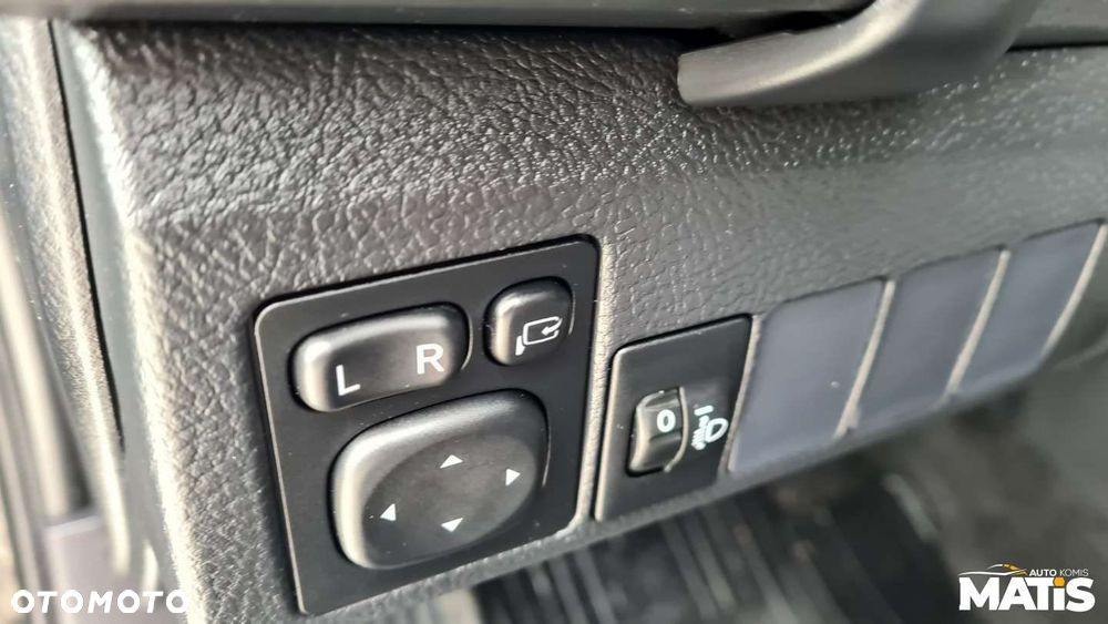 Toyota Auris - 24