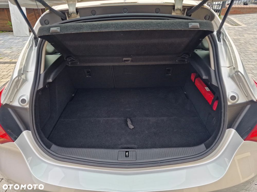 Opel Astra 1.4 Active - 23
