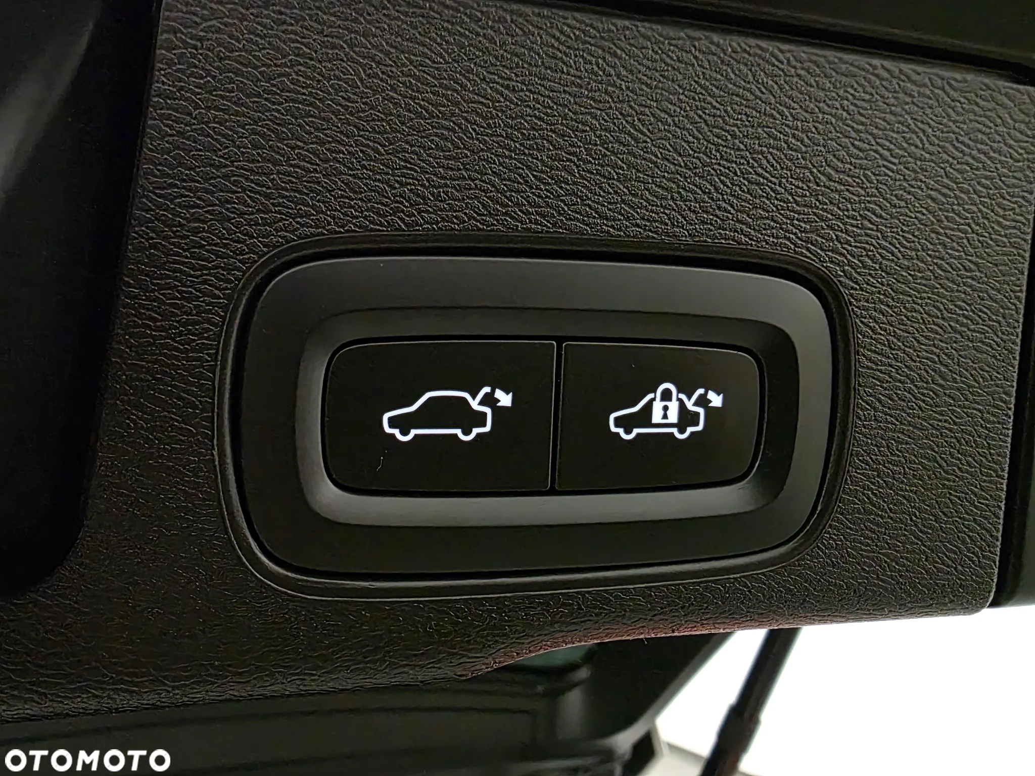 Volvo XC 60 B4 B Geartronic RDesign - 40