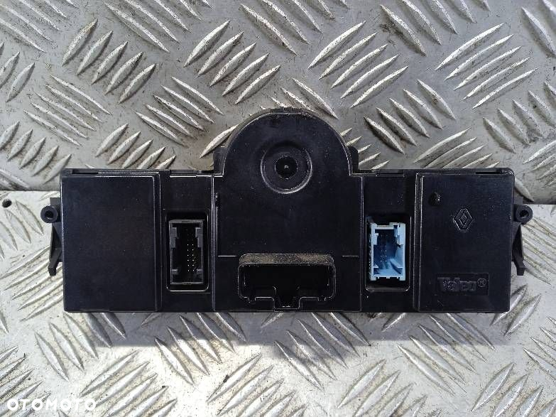 PANEL NAWIEWU KLIMATYZACJI RENAULT SCENIC 2 69340007 - 2
