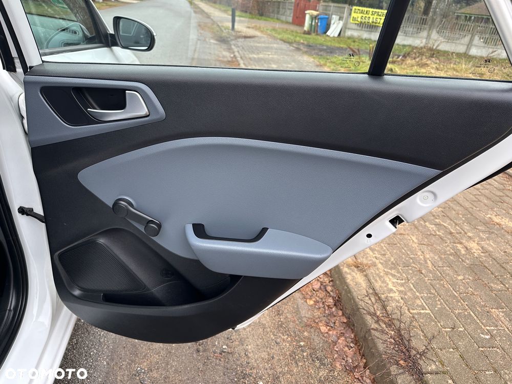 Hyundai i20 1.2 Fifa World Cup Edition - 13