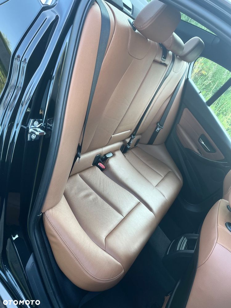 BMW Seria 3 320d Blue Performance Luxury Line - 21
