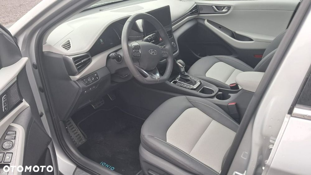 Hyundai IONIQ - 30