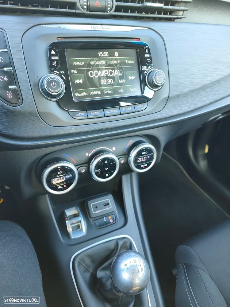 Alfa Romeo Giulietta 1.6 JTDM Super - 15