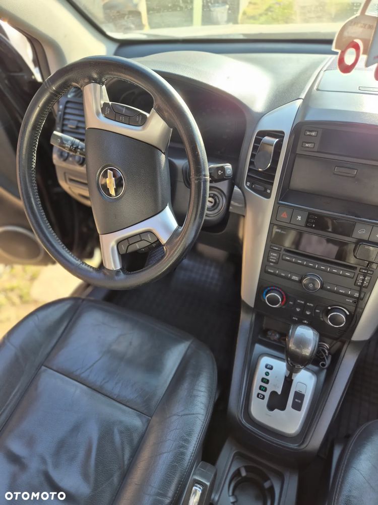 Chevrolet Captiva - 15